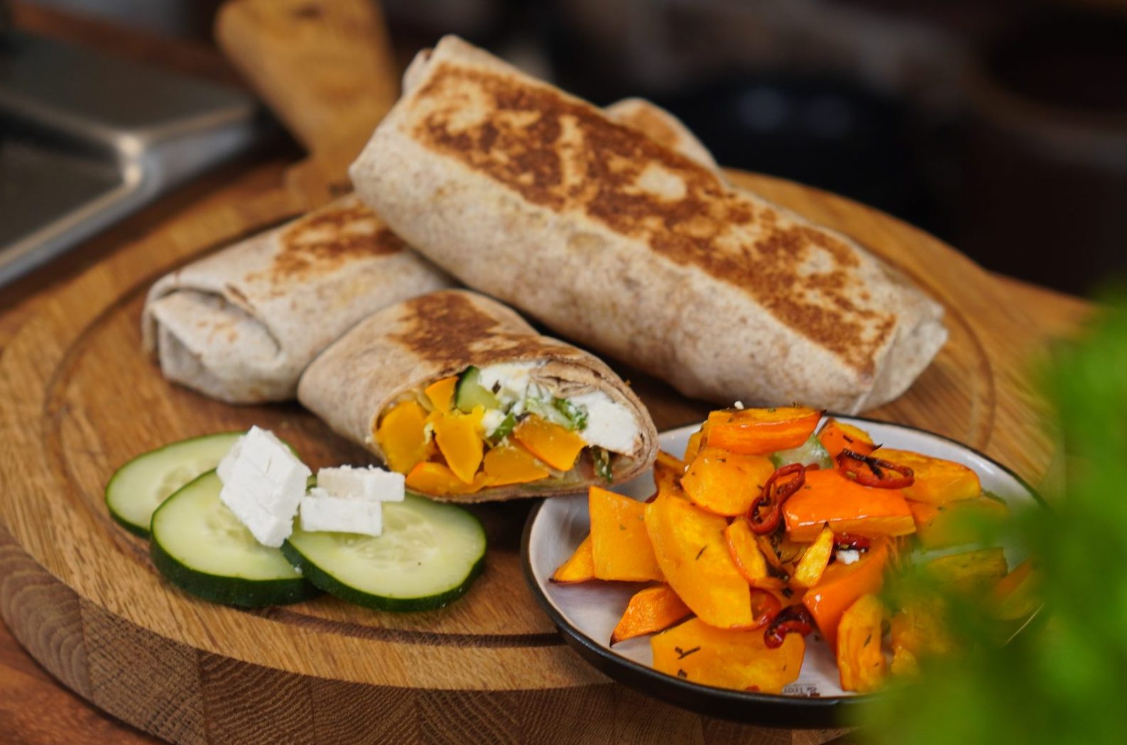 Vegan unterwegs: Tortillawraps mit frischem Ofenkürbis und Hirtengenuss ...